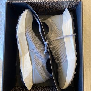 Allbirds, Tree Flyer2, new in box, size 10US,